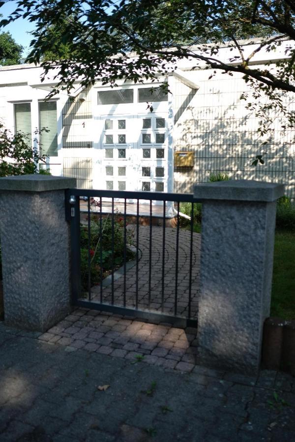 Ruhiges Haus Mit Privatem Garten Halstenbek 외부 사진